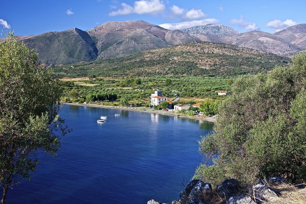 Апартаменты Akti Kamares Экстерьер фото